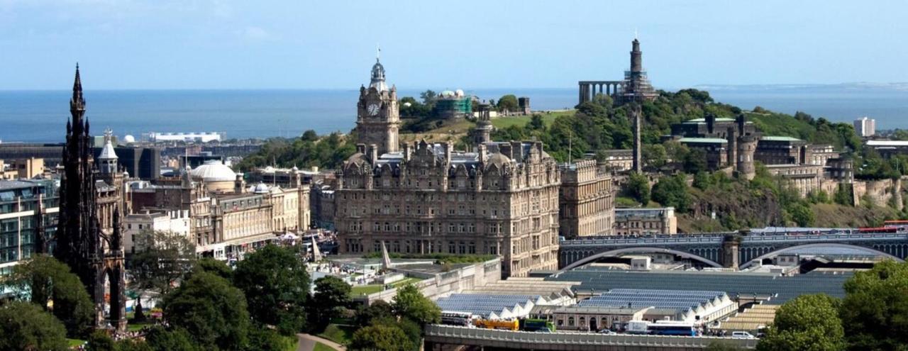 Cozy 2 Bedroom Apartment At Heart Of The Edinburgh Exterior photo